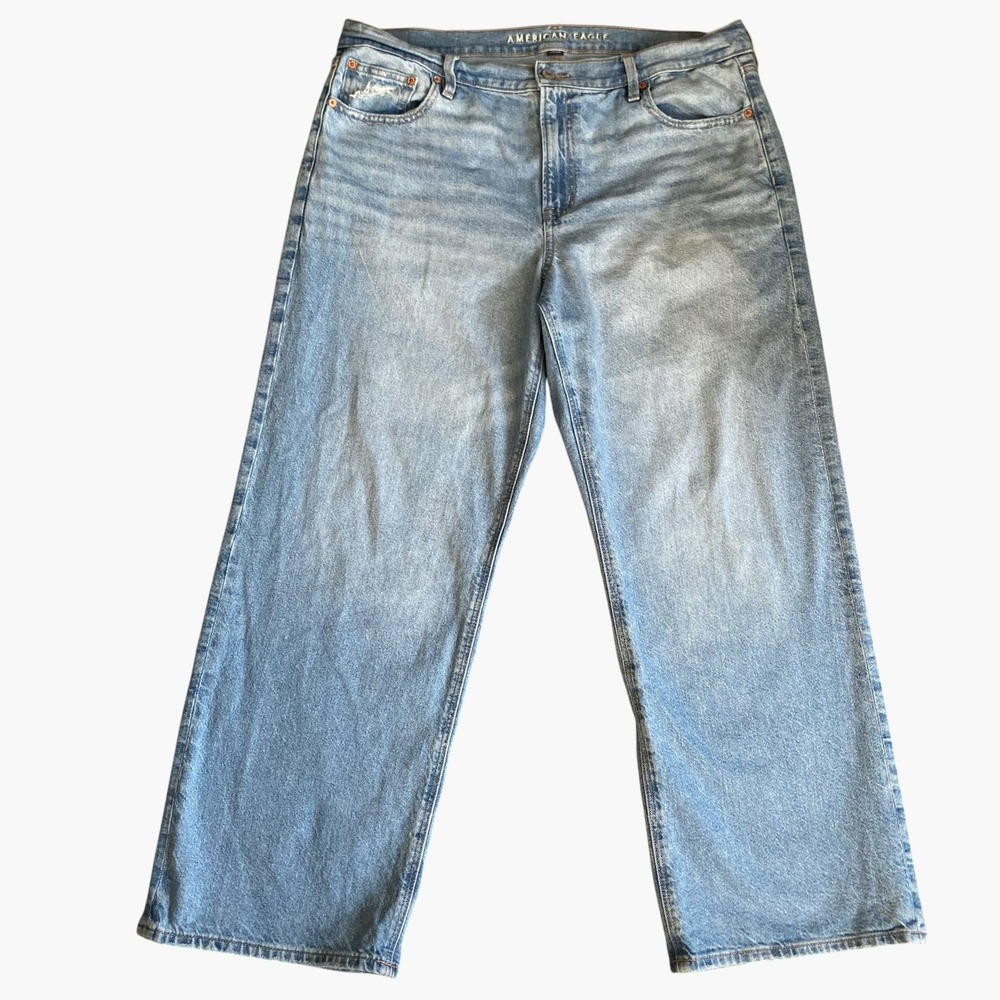 American Eagle Stovepipe Jeans Size 16 Blue Light Wash Distressed Baggy Relaxed